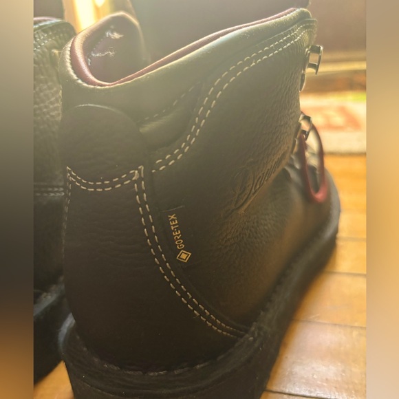 Danner GORE TEX Mountain Pass Arctic Night leather hiking boots vibram ice grip - Picture 8 of 14